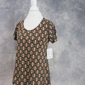 **Lularoe Classic T